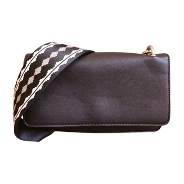 Takko fekete válltáska