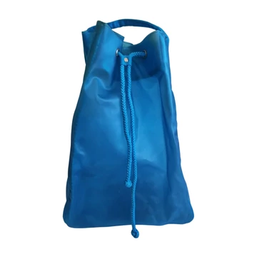 Kék vízálló hátizsák