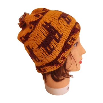 Sárga állatmintás női sapka