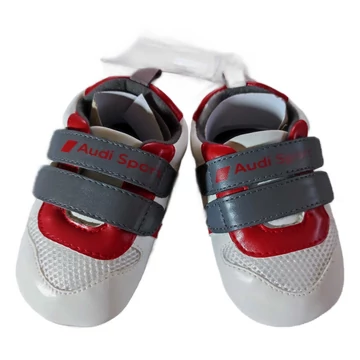 Audi puha talpú babacipő (méret: 18)
