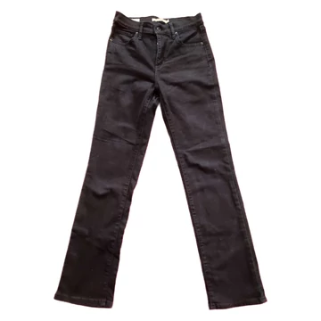 Levi&#039;s fekete színű női farmer &#039;724