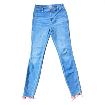 Denim 1982 szaggatott végű világoskék női farmer 