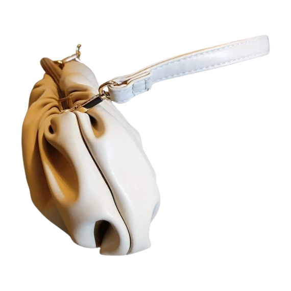 Bézs színű buggyos női táska