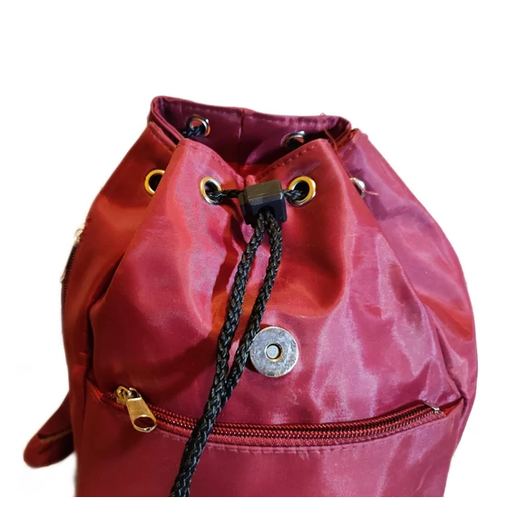 Bordó kisméretű női hátizsák