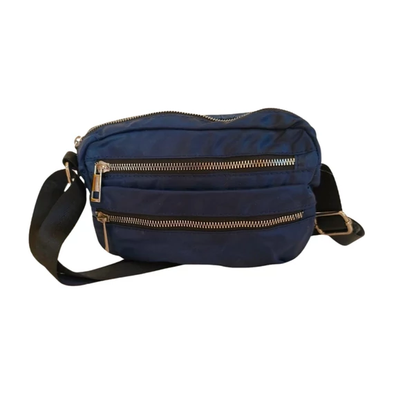 NKD sötétkék kisméretű táska