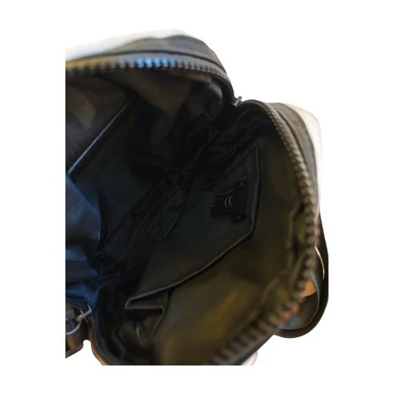 Guess replika fehér crossbody táska