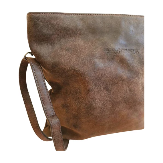 Fritzi Aus Preußen barna bőrtáska