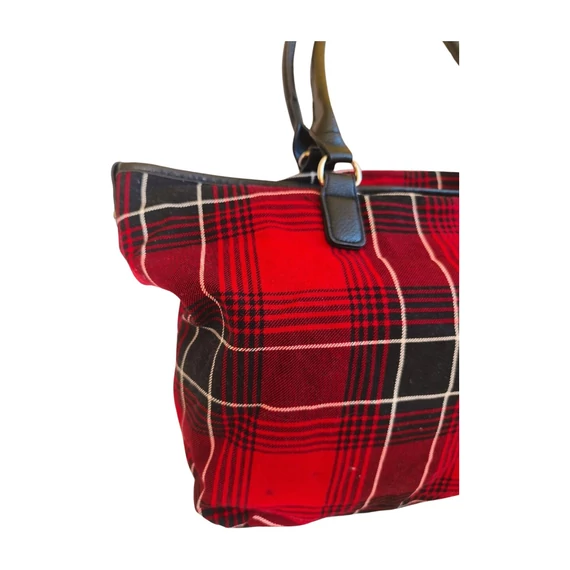 Takko piros skót kockás táska