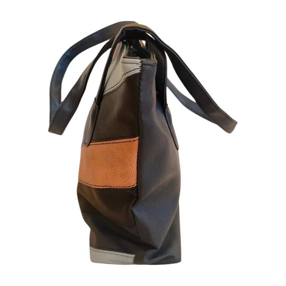 Sötétkék csíkos táska