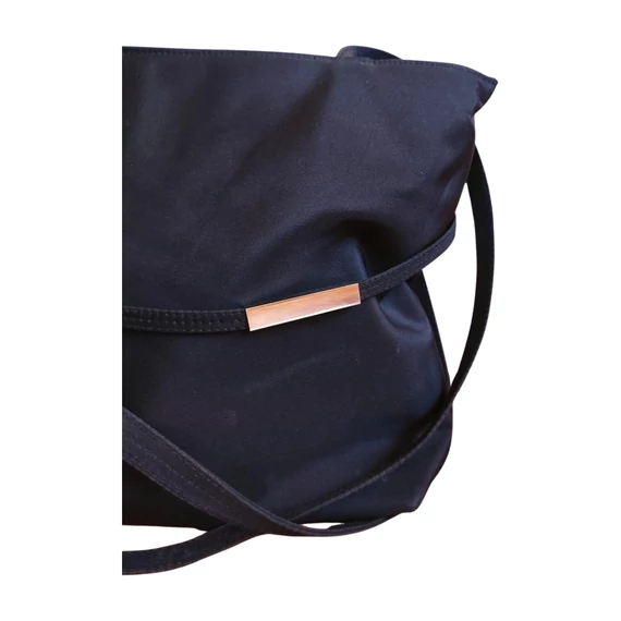 Fekete női kézitáska