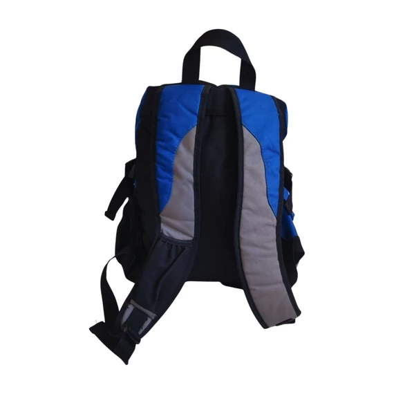 Kék és fekete színű sport hátizsák