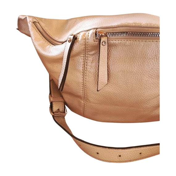Ezüst színű crossbody táska