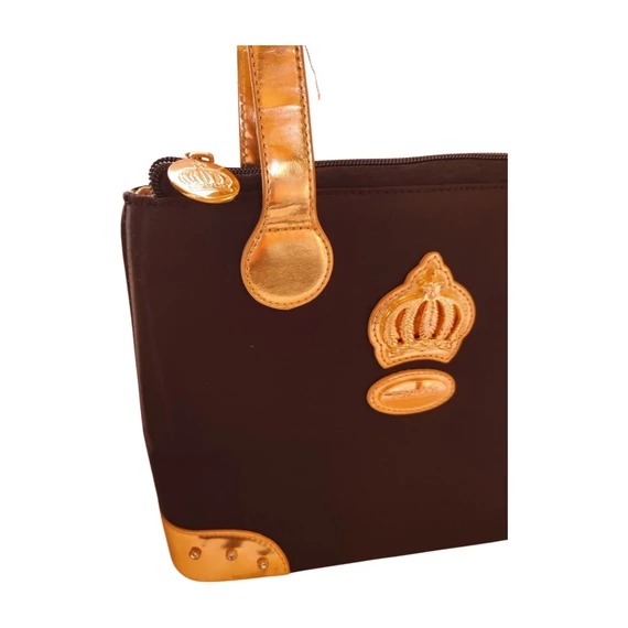 Pompöös replika fekete női kézitáska