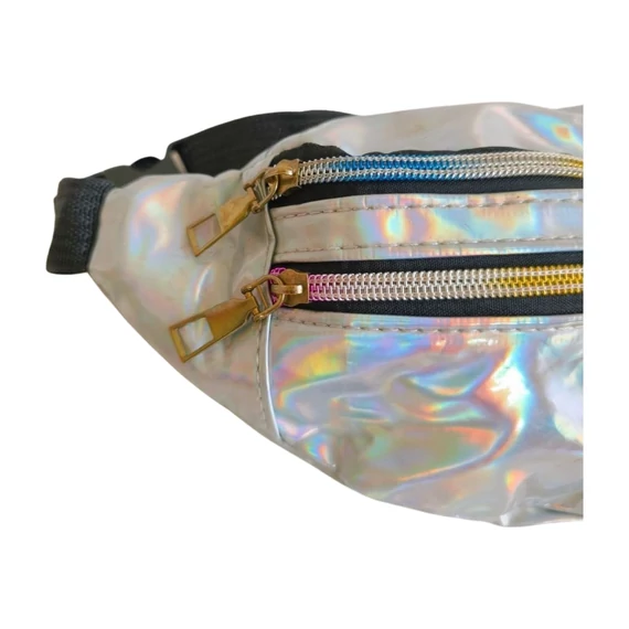 Ezüst színű övtáska