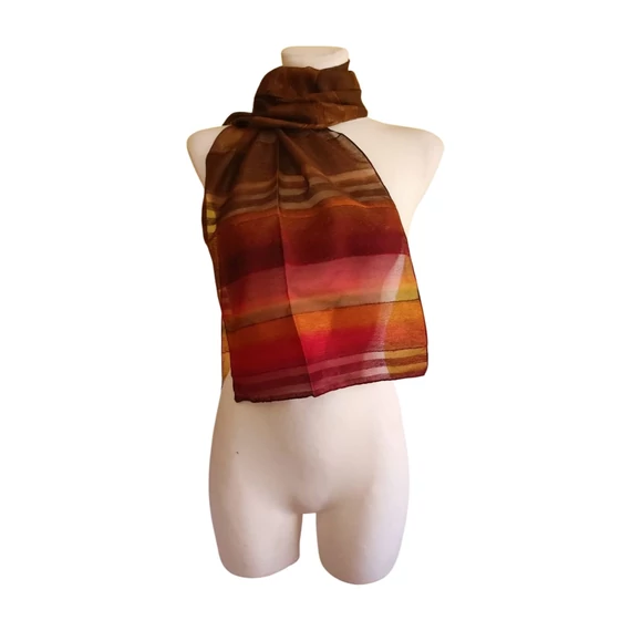 Barna csíkos vékony női sál