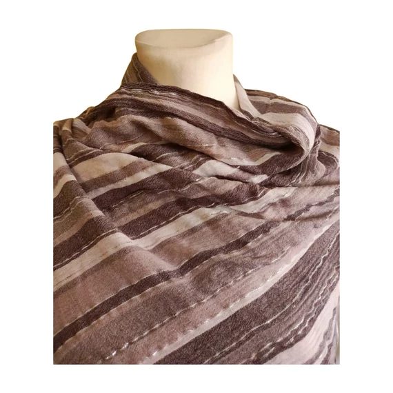 Szürke csíkos női sál