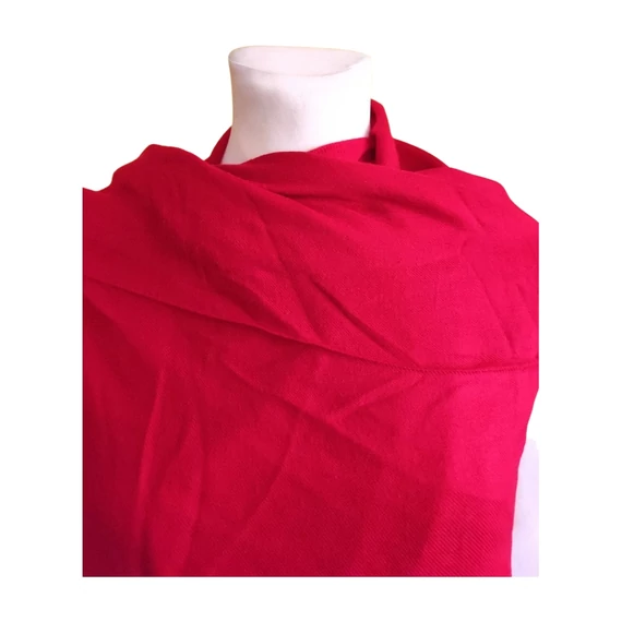 Piros színű női sál