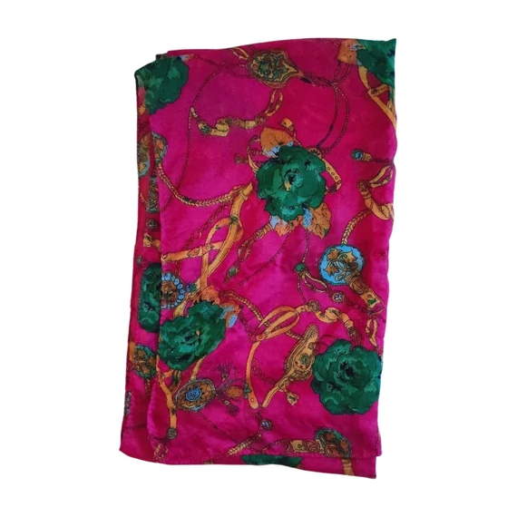 Rózsaszín mintás női kendő