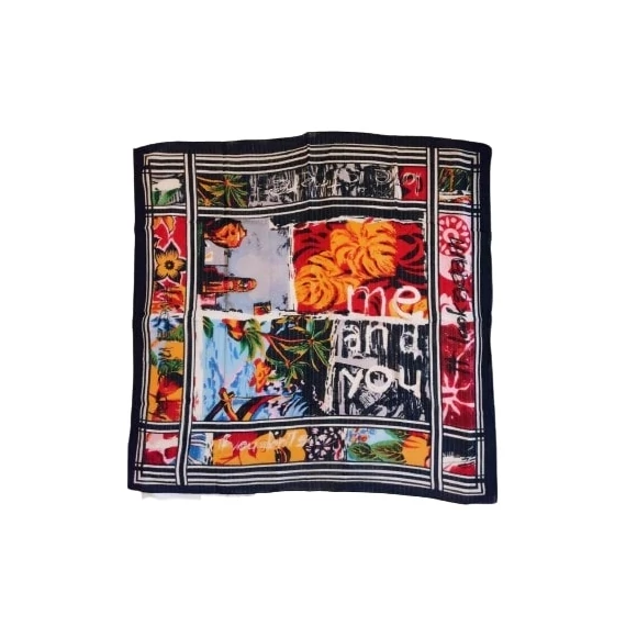 Fekete mintás női kendő