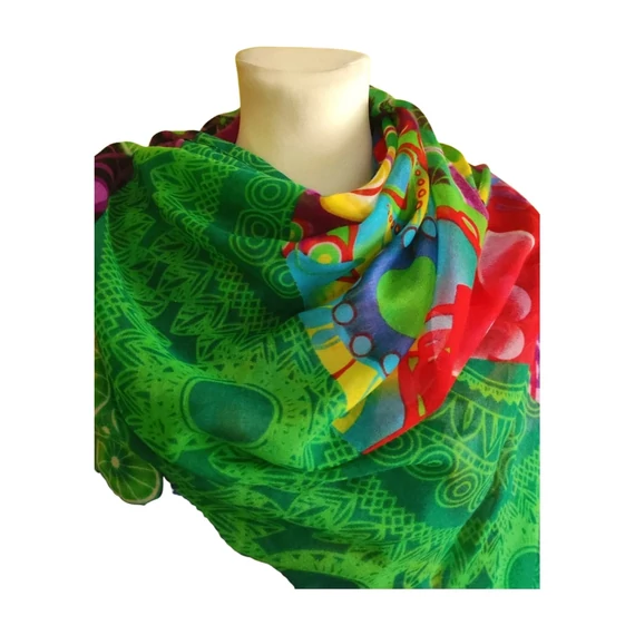 Desigual zöld mintás női kendő