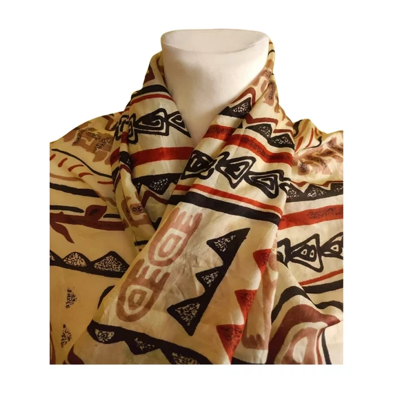 Világosbarna mintás női kendő