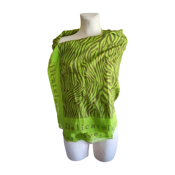 Delicate Love zöld női kendő