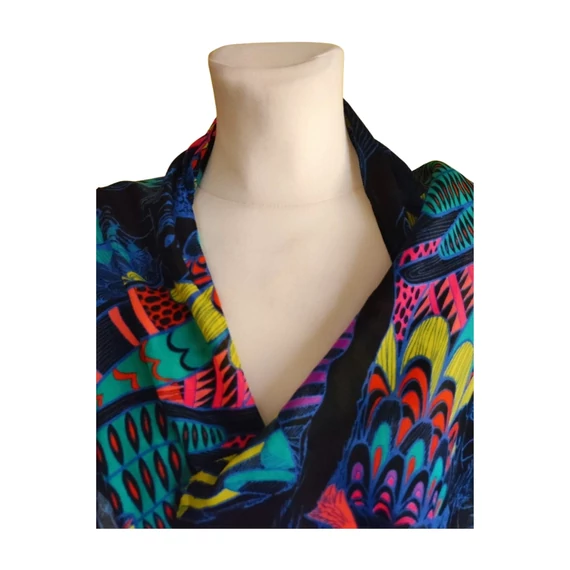 Kék papagáj mintás női kendő