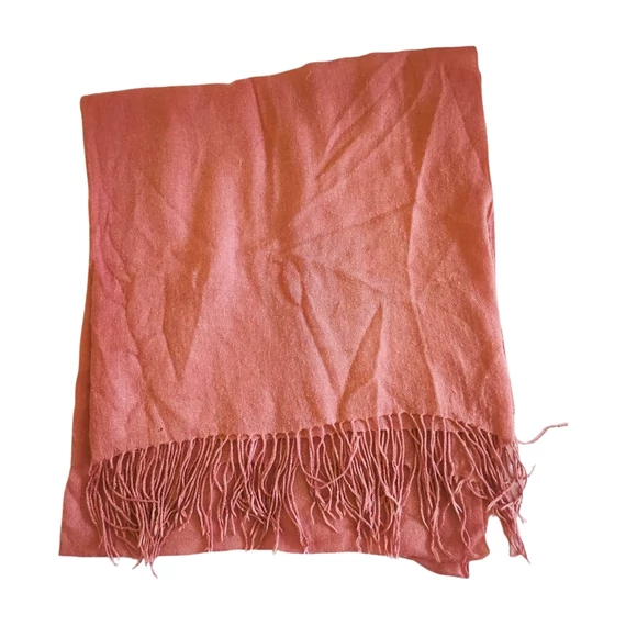 Rózsaszín vékony női sál