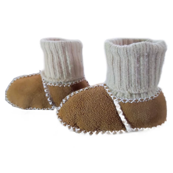 Barna gyapjú puha talpú babacipő (méret: 18)