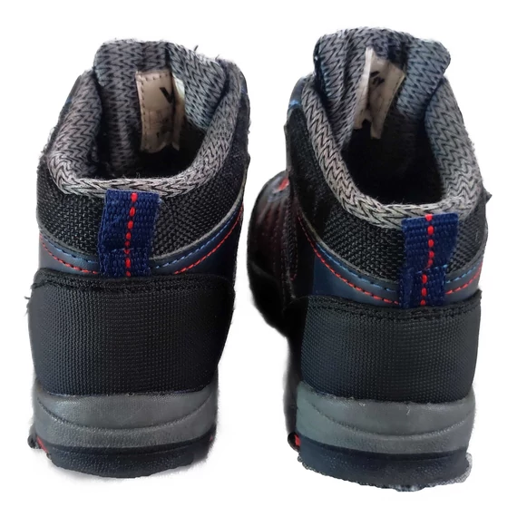 Victory fekete magas szárú bakancs (méret: 29)