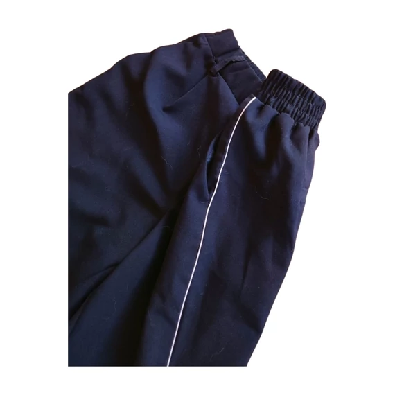 Colosseum fekete női capri nadrág