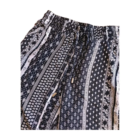 Amisu fekete mintás vékony női nadrág 