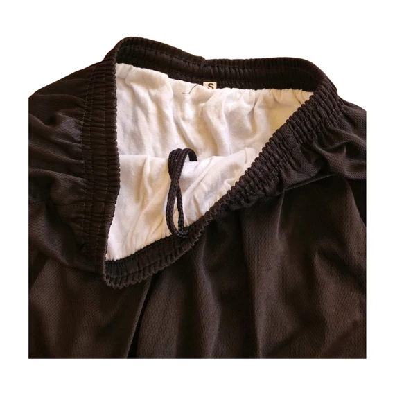 Fekete férfi sport rövidnadrág