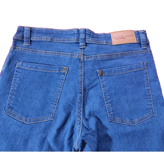 Janina kék 3/4-es női farmernadrág (méret: 38/M)