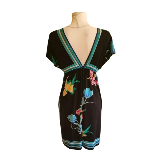 Bershka fekete virágmintás női ruha