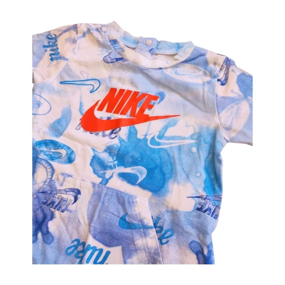 Nike kék baba napozó