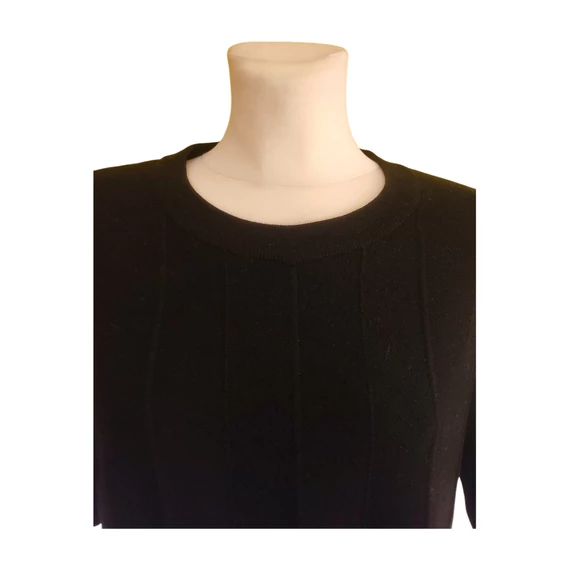 COS fekete rövid ujjú gyapjú pulóver 