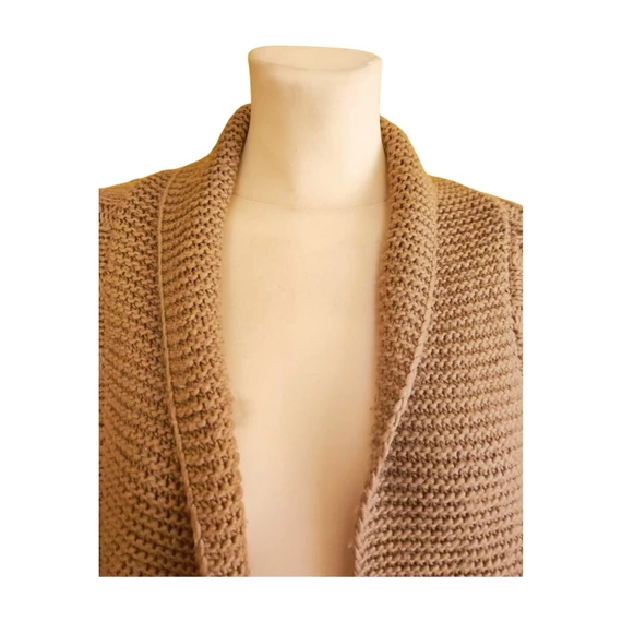 Barna kötött női kardigán